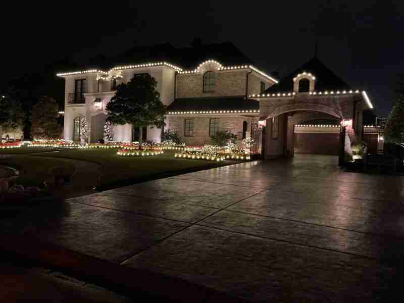 Christmas Light Installation Houston - Feature Image 2 Christmas Light Installation in Houston and surrounding area.